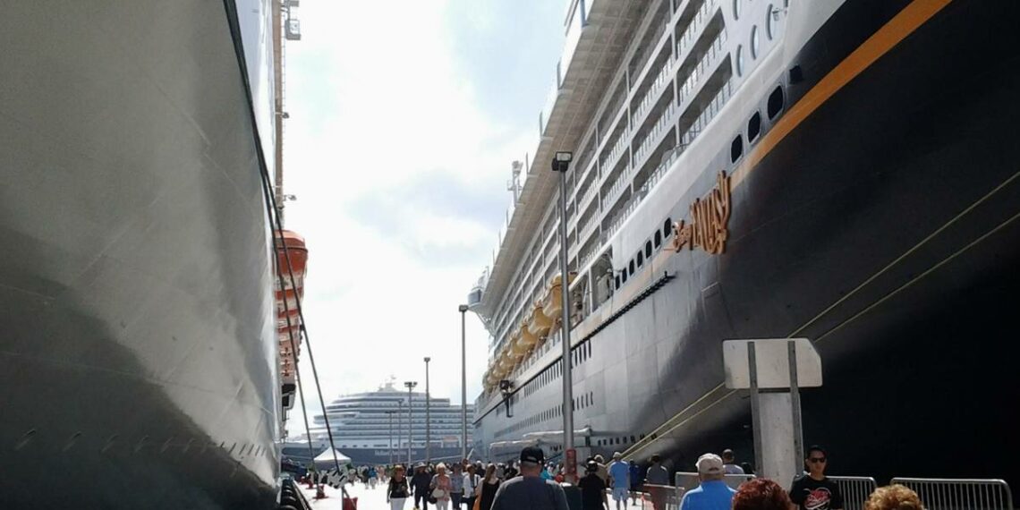 Preparados los muelles de San Juan para una temporada alta de cruceros muy activa por operaciones ‘homeport’ – Metro Puerto Rico