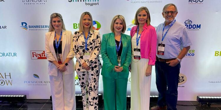 Promueve Turismo Ahome la llegada de cruceros al puerto de Topolobampo en la FCCA en República Dominicana. – Alcaldía de Ahome