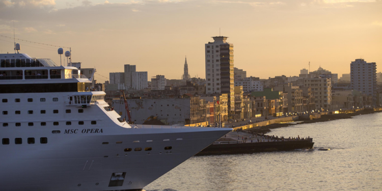 Qatar contrata un tercer crucero como hotel flotante para el Mundial