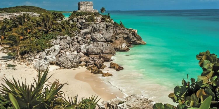 Quintana Roo compite en más de 10 categorías de los World Travel Awards