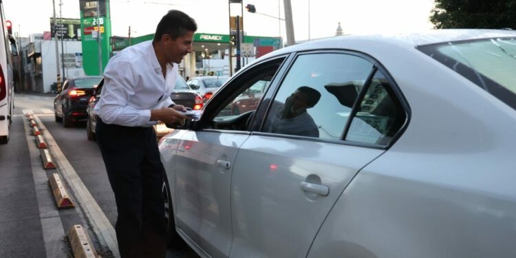 Rivera se instala en cruceros para informar acciones de gobierno