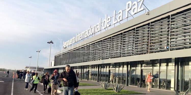 Superará BCS cifra de 3 millones de pasajeros aéreos este 2022: Ojeda Aguilar
