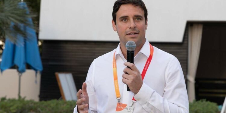 Tim Rosolio (Expedia): "Para los alquileres vacacionales 2020 y 2021 han sido los mejores años"