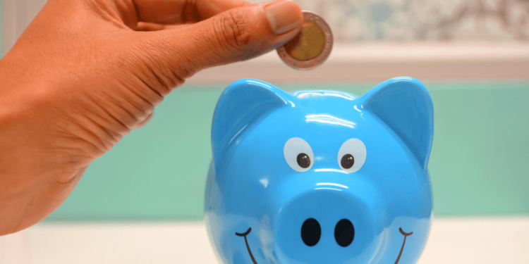 Tips para ahorrar dinero en poco tiempo para irse de viaje