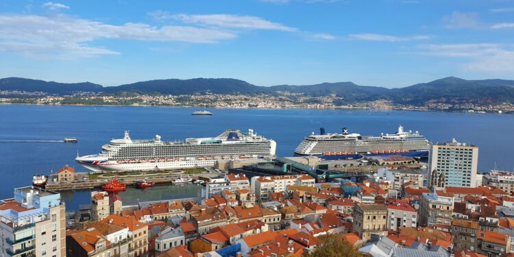 Triple escala de cruceros en Vigo
