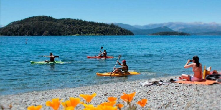 Vacaciones: estos son los destinos que son furor y más eligen los argentinos para el verano