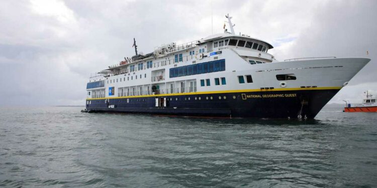 por primera vez en la historia, un crucero internacional llegó a San Antero, Córdoba