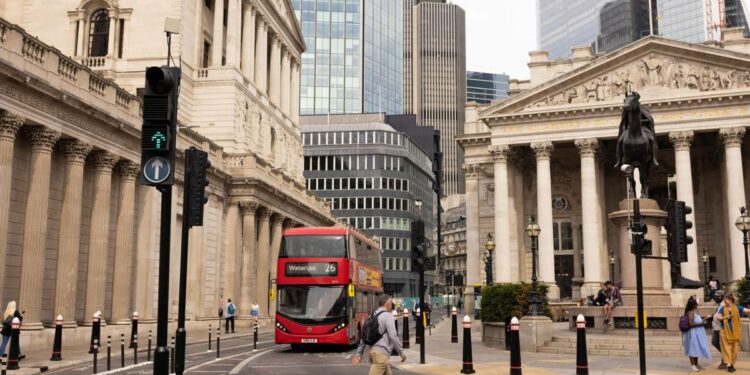 ¿Cuánto cuesta viajar a Londres con la caída del precio de la libra? – El Financiero