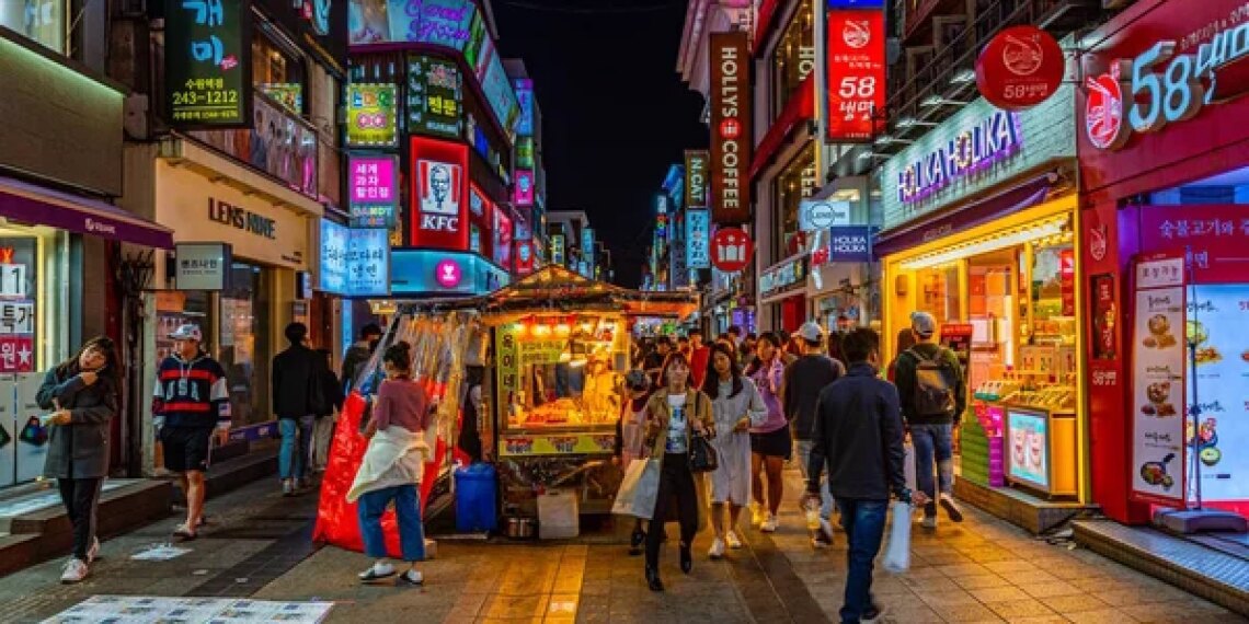 ¿Qué es Itaewon y por qué se congregó tanta gente para celebrar Halloween?