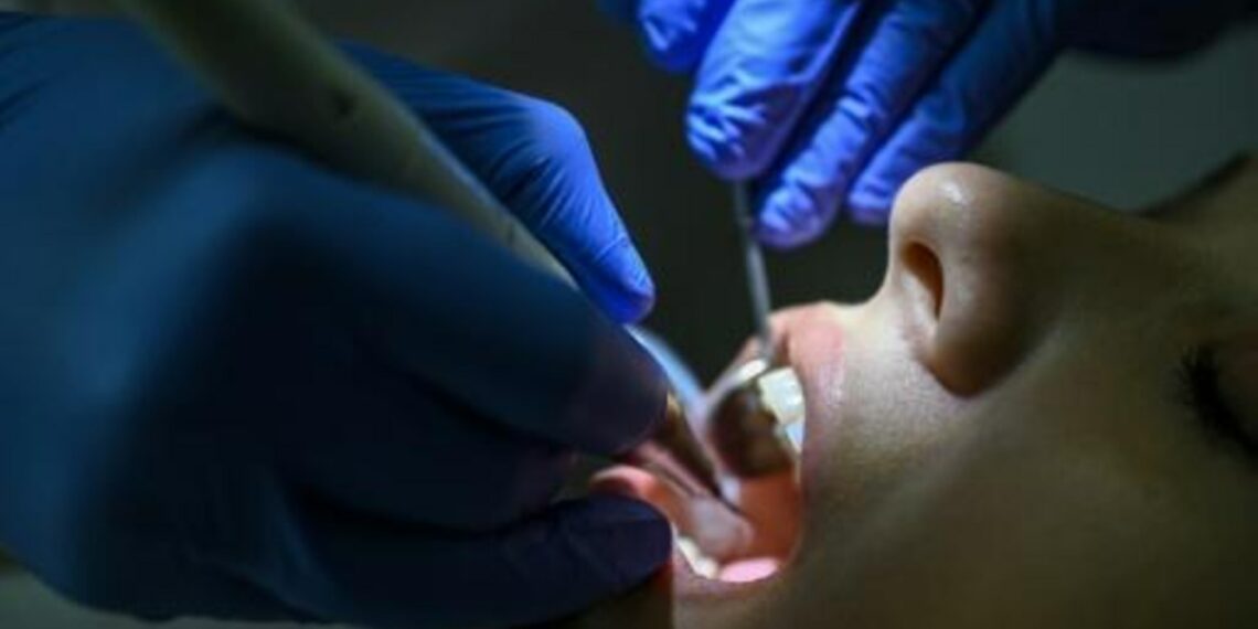 "¿Qué te han hecho?": La otra cara del turismo dental en Turquía, en pleno auge