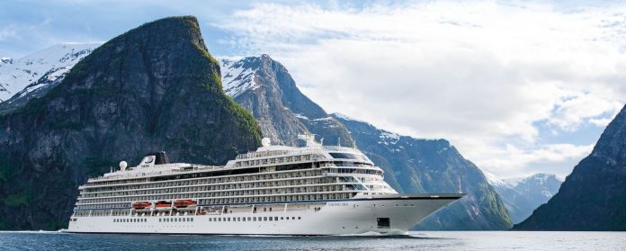 Viking recibe su nuevo barco de cruceros, el Viking Neptune