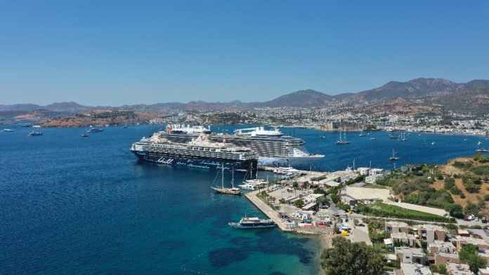 El Puerto de cruceros de Bodrum termina la temporada con un número récord de cruceros