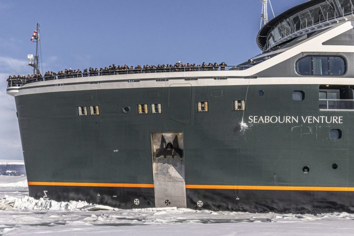 Seabourn celebra el viaje inaugural del crucero Seabourn Venture a la Antártida