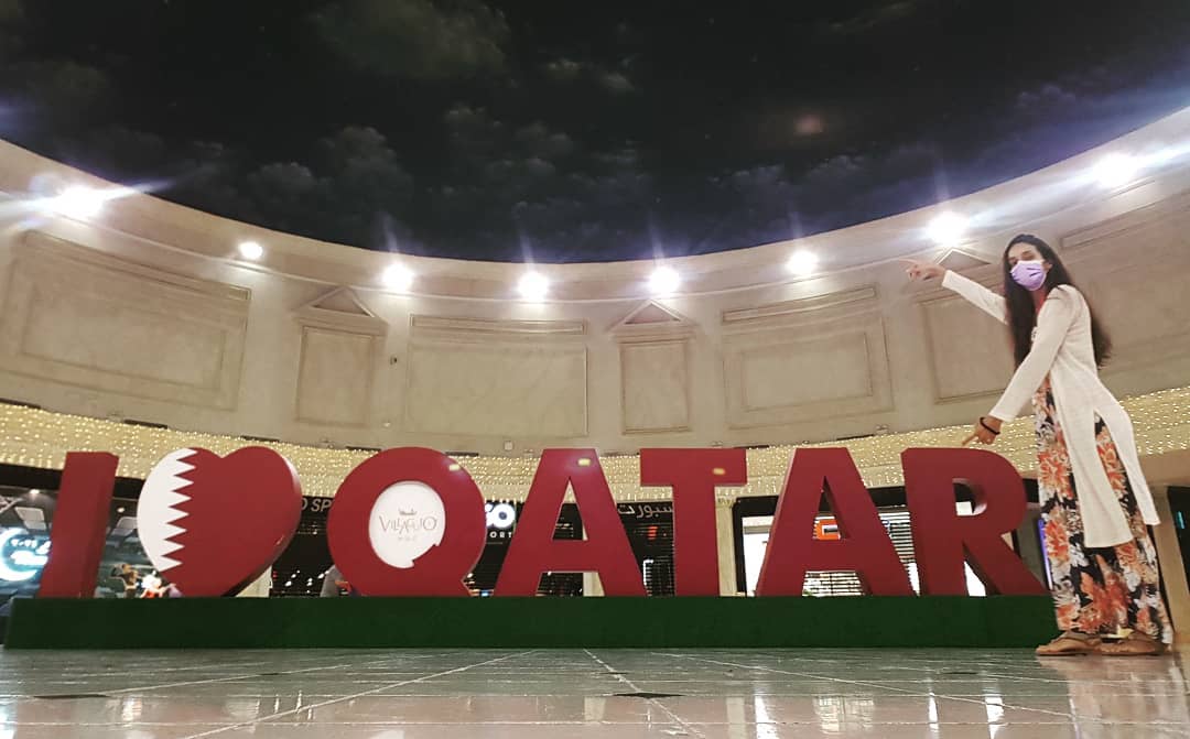 Carolina llegando a Qatar (scaroleiva_fitdanceanimation)