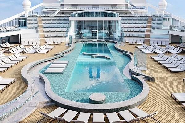 Pileta del crucero MSC World Europa.