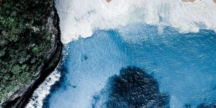 7 destinos donde admirar las olas ms grandes del mundo
