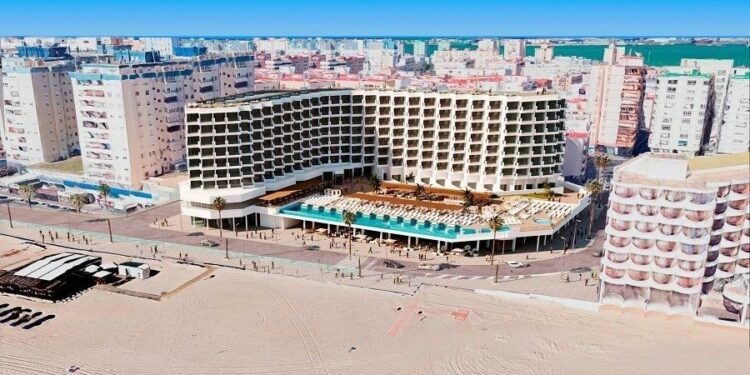 Hotel Cádiz Bahía. Grupo Q