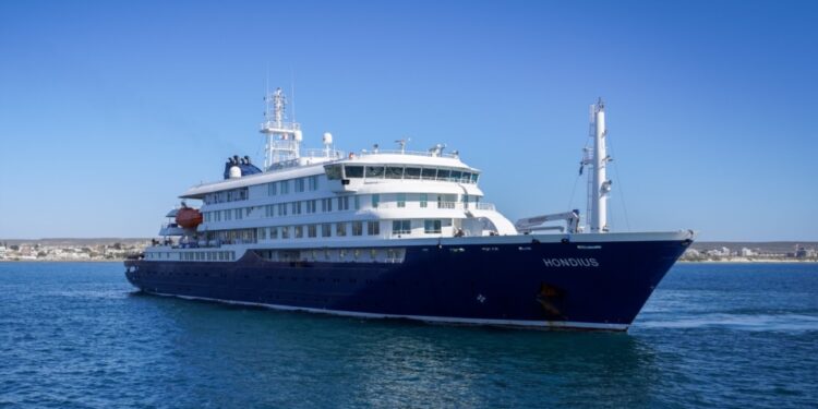 Adelantó su llegada a Madryn el crucero Hondius