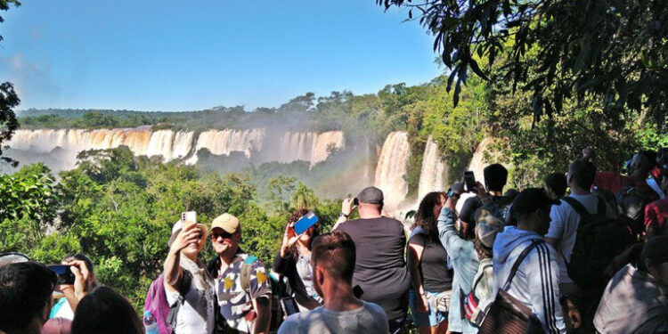 Afirman que la ocupación durante el feriado rondará el 85% en Misiones