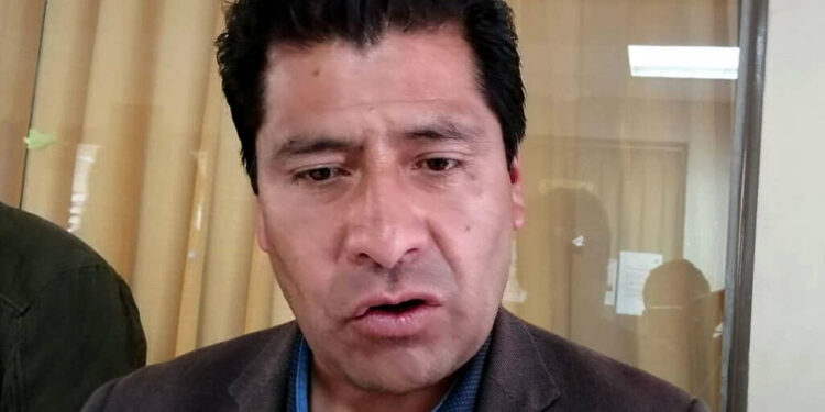 Alcalde de Crucero confirma contaminación del río Ramis por relaves mineros vertidos desde Ananea