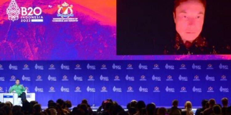 Alienígenas, túneles y viajes en cohete: la visión de futuro de Musk en el G20