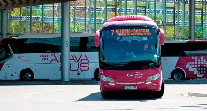 Arababus mantendrá los viajes bonificados durante 2023 • GasteizBerri.com