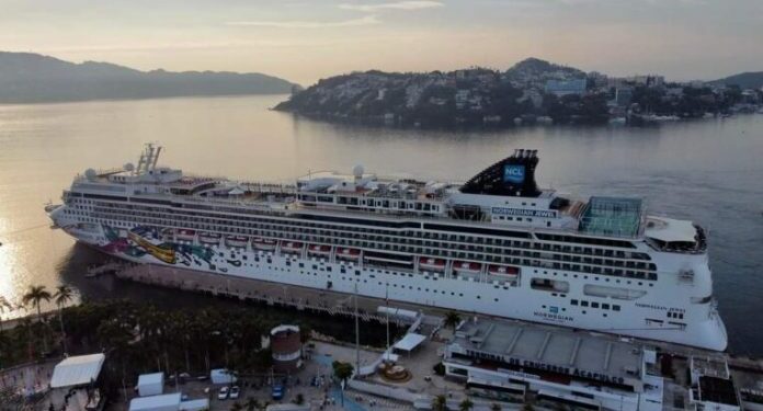 Arriba a Acapulco el quinto crucero de la temporada