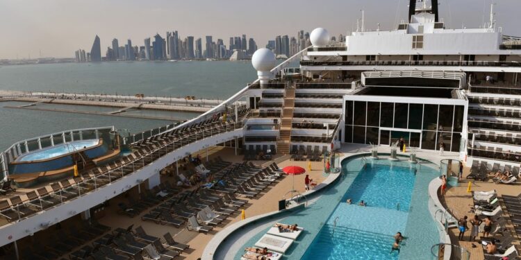 Así es el crucero en el que viven los familiares de los jugadores de Inglaterra en Qatar