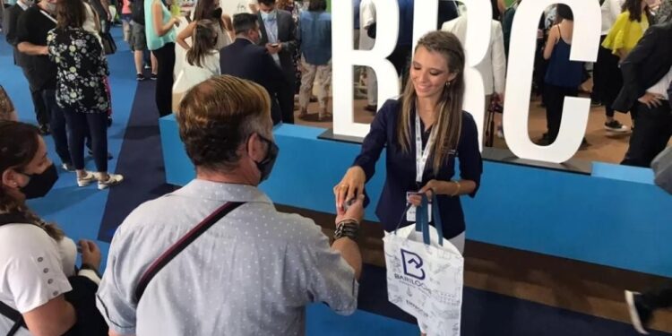 Bariloche se promociona en la FIT de Paraguay