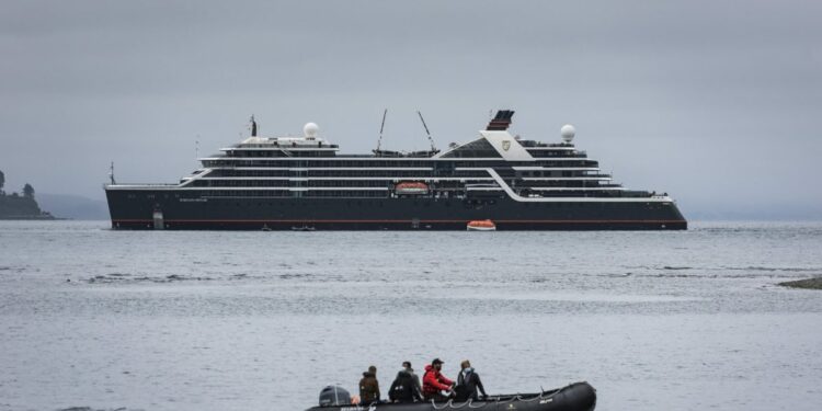 Buque de Seabourn inaugura temporada de cruceros 2022-2023 de Empormontt