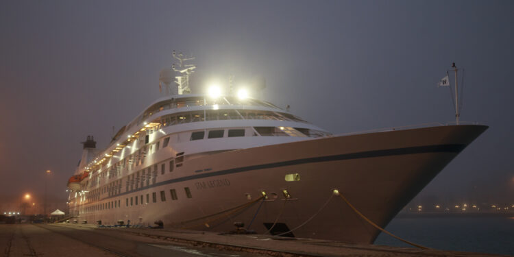 Cádiz se interesa por la sostenibilidad e innovación en los cruceros