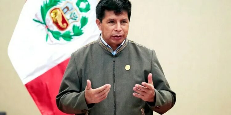 Castillo desiste en su intento para que el Congreso le permita viajar a Tailandia para una cumbre de la APEC