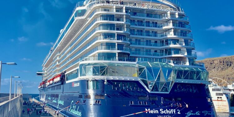 Un crucero atracado en un puerto de La Gomera./ Cabildo de La Gomera