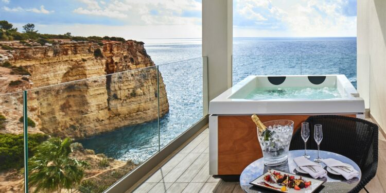 Cinco hoteles con vistas para no salir de tu habitación