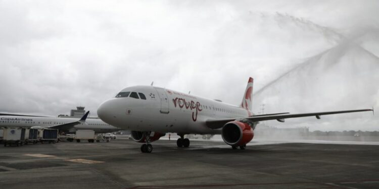 Con dos vuelos semanales Air Canadá reanuda viajes directos a Panamá - Turismo