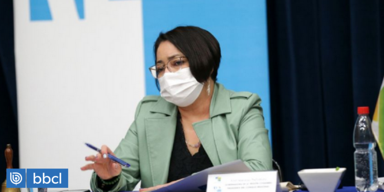 Cores cuestionan viajes a Egipto y Argentina de la gobernadora Krist Naranjo: "Es innecesario" | Nacional