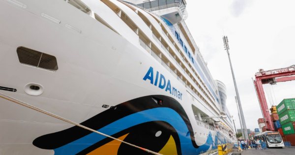 Cruceros en el Puerto de Buenos Aires: comenz la temporada con el arribo de ms de 1500 turistas extranjeros