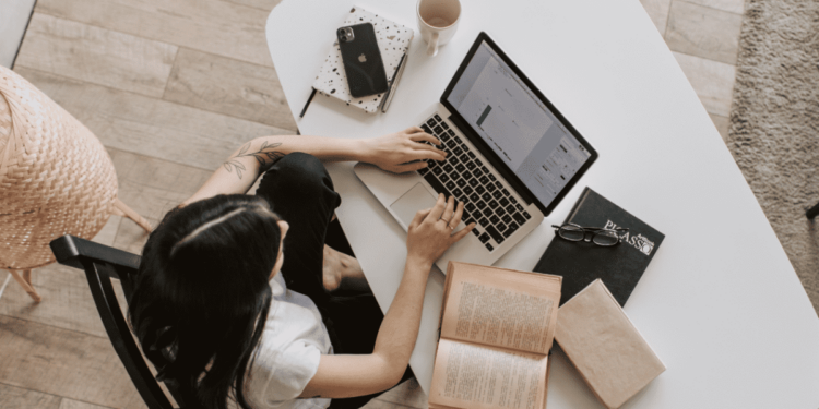 Cuáles son los mejores días para encontrar vuelos baratos