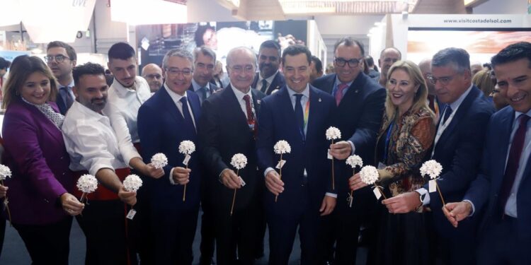 Cuatro de cada diez visitantes a la World Travel Market 2022 de Londres pasaron por el pabellón de Andalucía