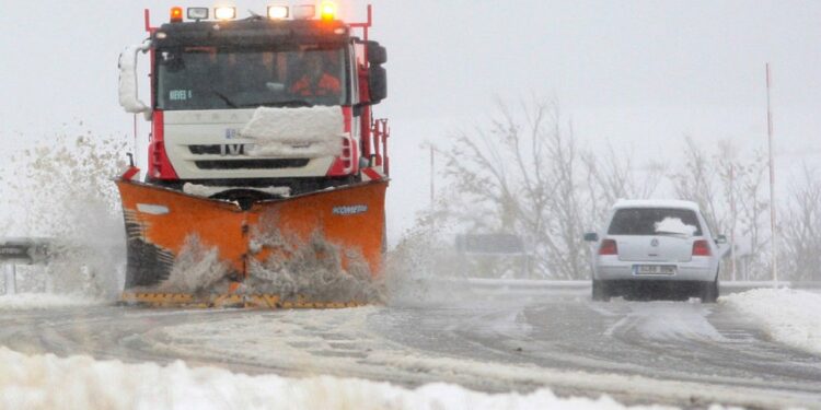 El Estado destina a la campaña invernal en Palecia 21 quitanieves, dos fresas dinámicas y cinco plantas de salmuera