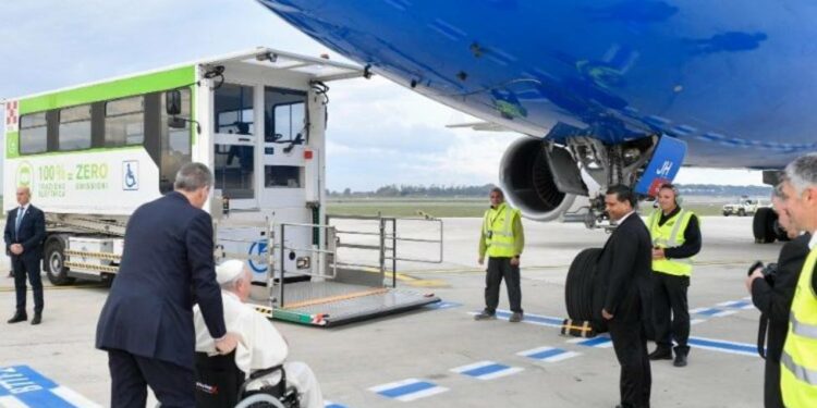 El Papa sobre su viaje a Bahréin: "Será interesante y hará pensar" - Papa Francisco