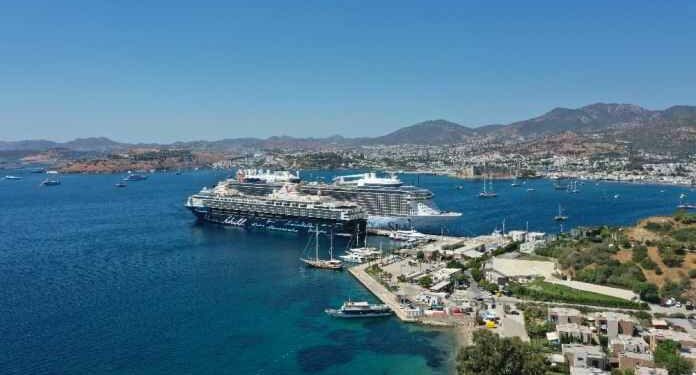 El Puerto de cruceros de Bodrum termina la temporada con un número récord de cruceros