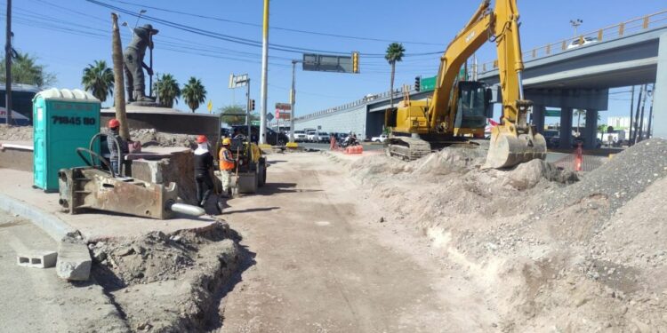 En marcha obra de mejoramiento vial en crucero del puente “El Campesino”