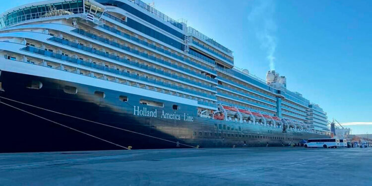 Escala del crucero Zuiderdam a Manzanillo fue suspendida; es el 3ero cancelado este año | AFmedios .
