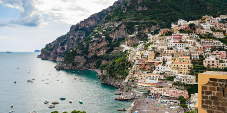 Escapada a Nápoles por el puente de la Constitución, tu plan ideal