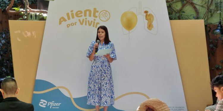 Expertos enfatizan que la neumonía puede prevenirse y lanzan actividades gratuitas en la CDMX para mejorar la capacidad pulmonar