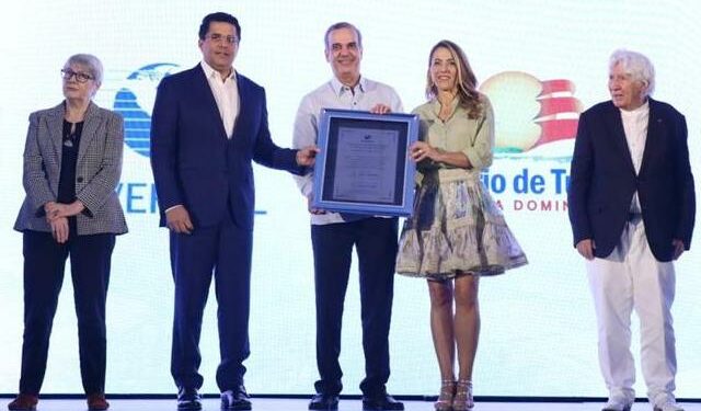 Grandes hoteleros de Cancún dicen que el presidente dominicano es el mejor de la historria