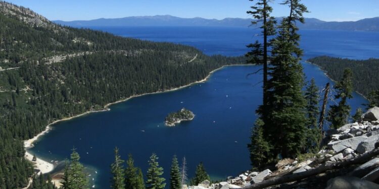 Guía de viajes incluye a Lake Tahoe en la lista de los lugares a los que no deberías viajar en el 2023 – Telemundo Area de la Bahía 48