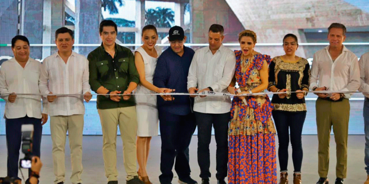 Juntos pudimos construir el cambio y hacer de Oaxaca un ejemplo nacional de paz, justicia social y desarrollo: AMH