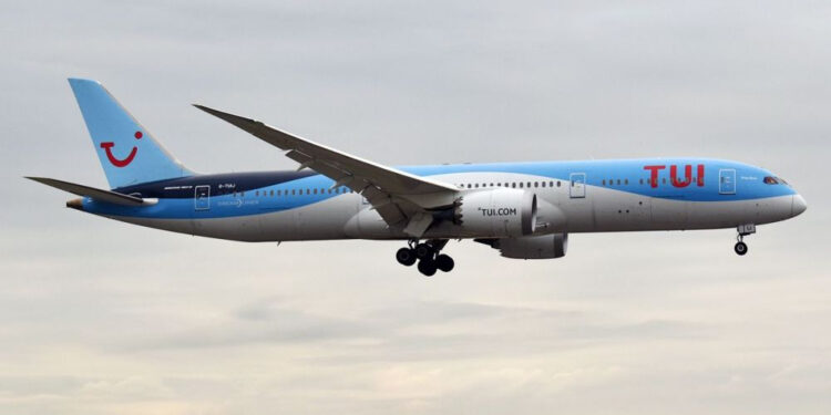 La compañía aérea TUI pone a la venta 434.000 plazas de avión con destino a Fuerteventura